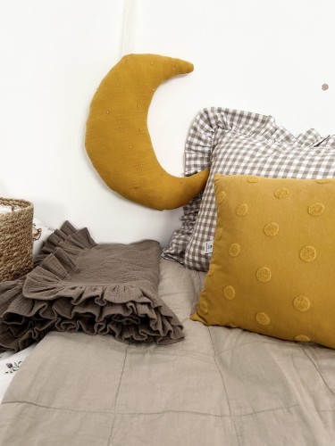 Muślinowy  księżyc z ręcznie naszywanymi koralikami