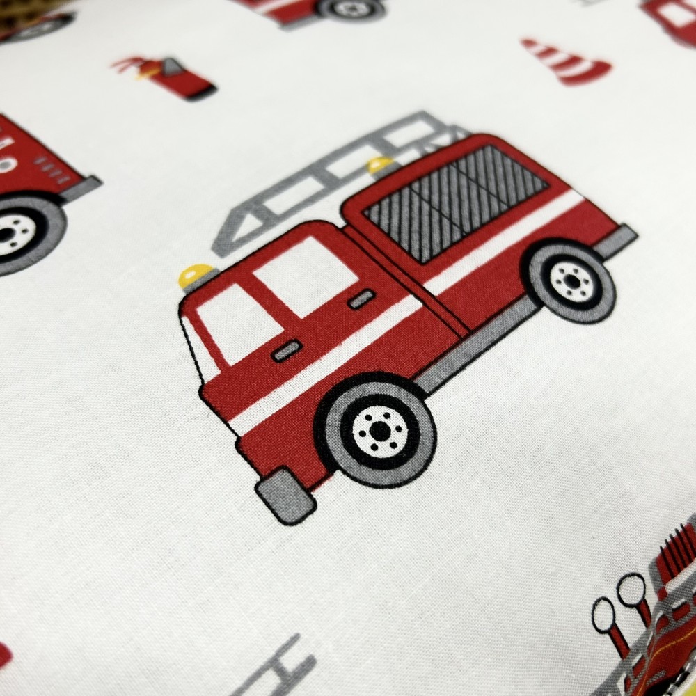 poduszka-dla-dziecka-35x50-wozy-strazackie-straz-pozarna-bawelniana-do-przedszkola-szyta-w-polsce