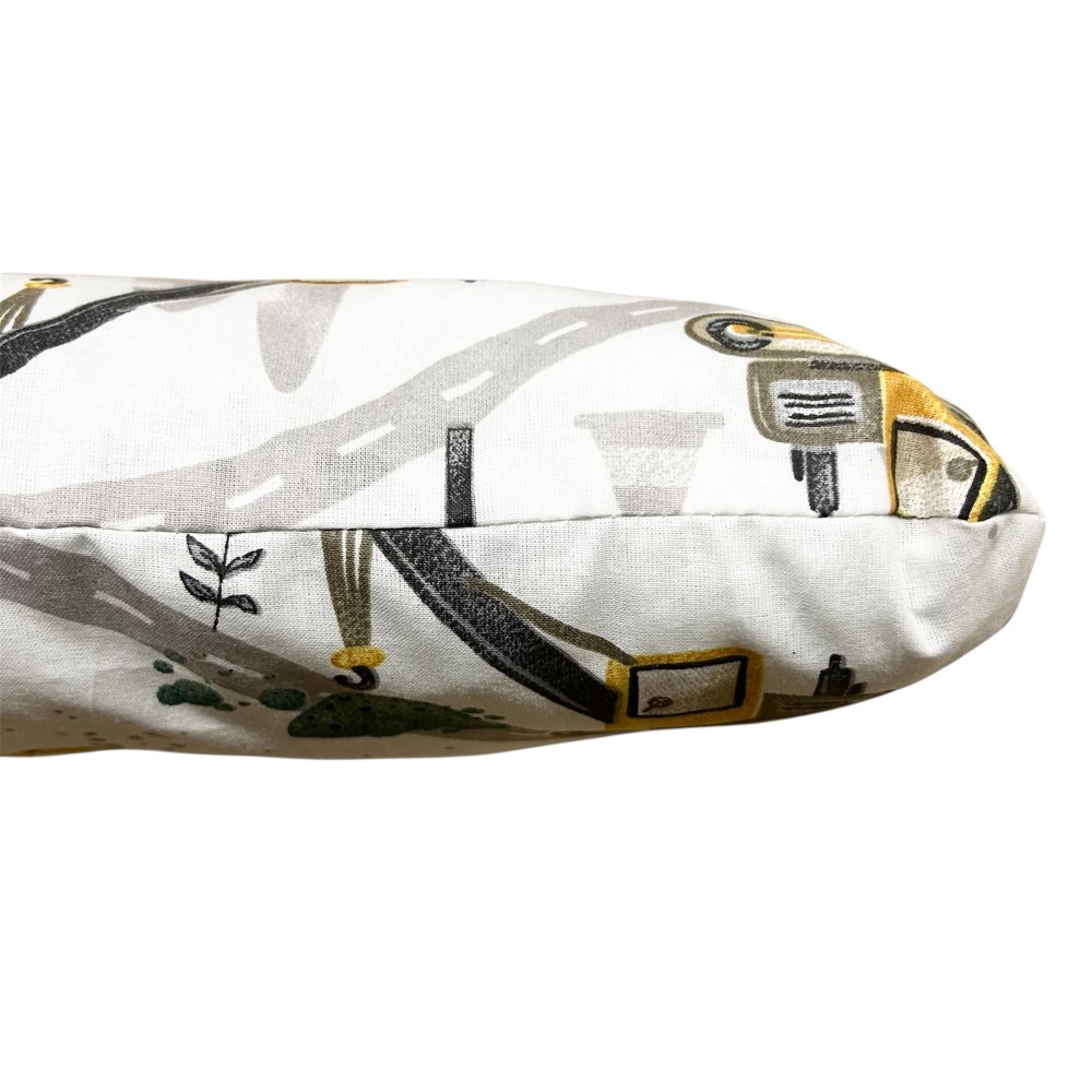 poduszka-dla-dziecka-35x50-koparki-plac-budowy-bawelniana-do-przedszkola-szyta-w-polsce