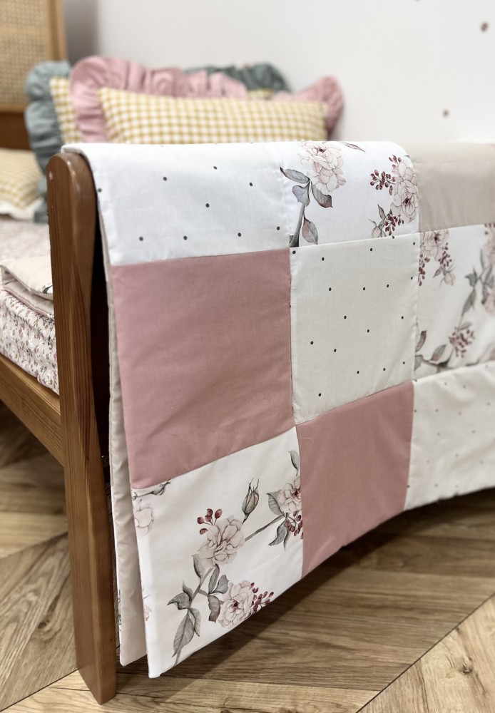 narzuta na łóżko dla dziewczynki