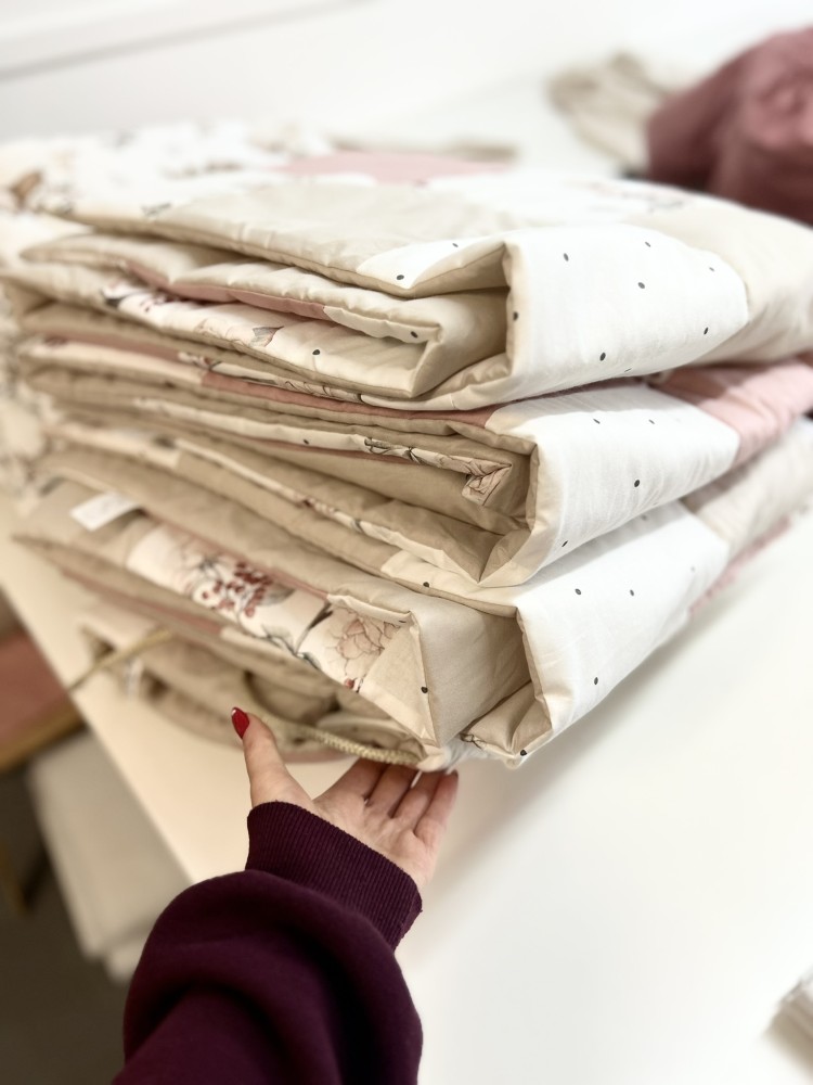 narzuta na łóżko dla dziewczynki