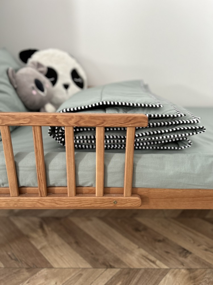 pikowana szałwiowa narzuta na łóżko